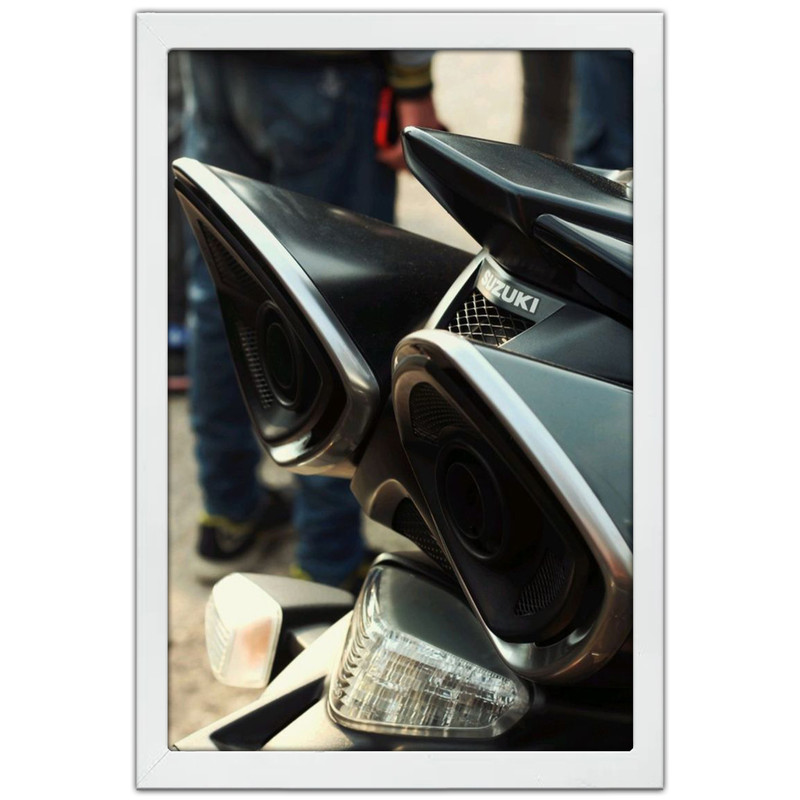 تابلو بکلیت طرح موتور سنگین سوزوکی بیکینگ SUZUKI B-KING1400 مدل W-po1912 فریم سفید